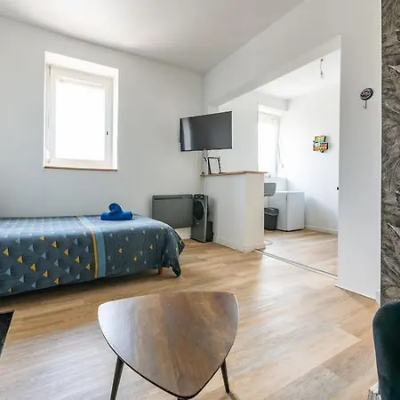 Les Du Calaisis - 201 Skully - Hyper Centre & Proche Apartment *
