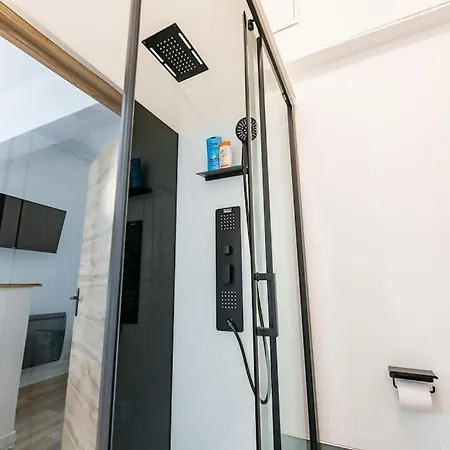 Les Du Calaisis - 201 Skully - Hyper Centre & Proche *